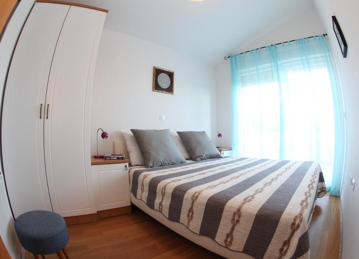 Apartments Sea View Kozino Exterior photo